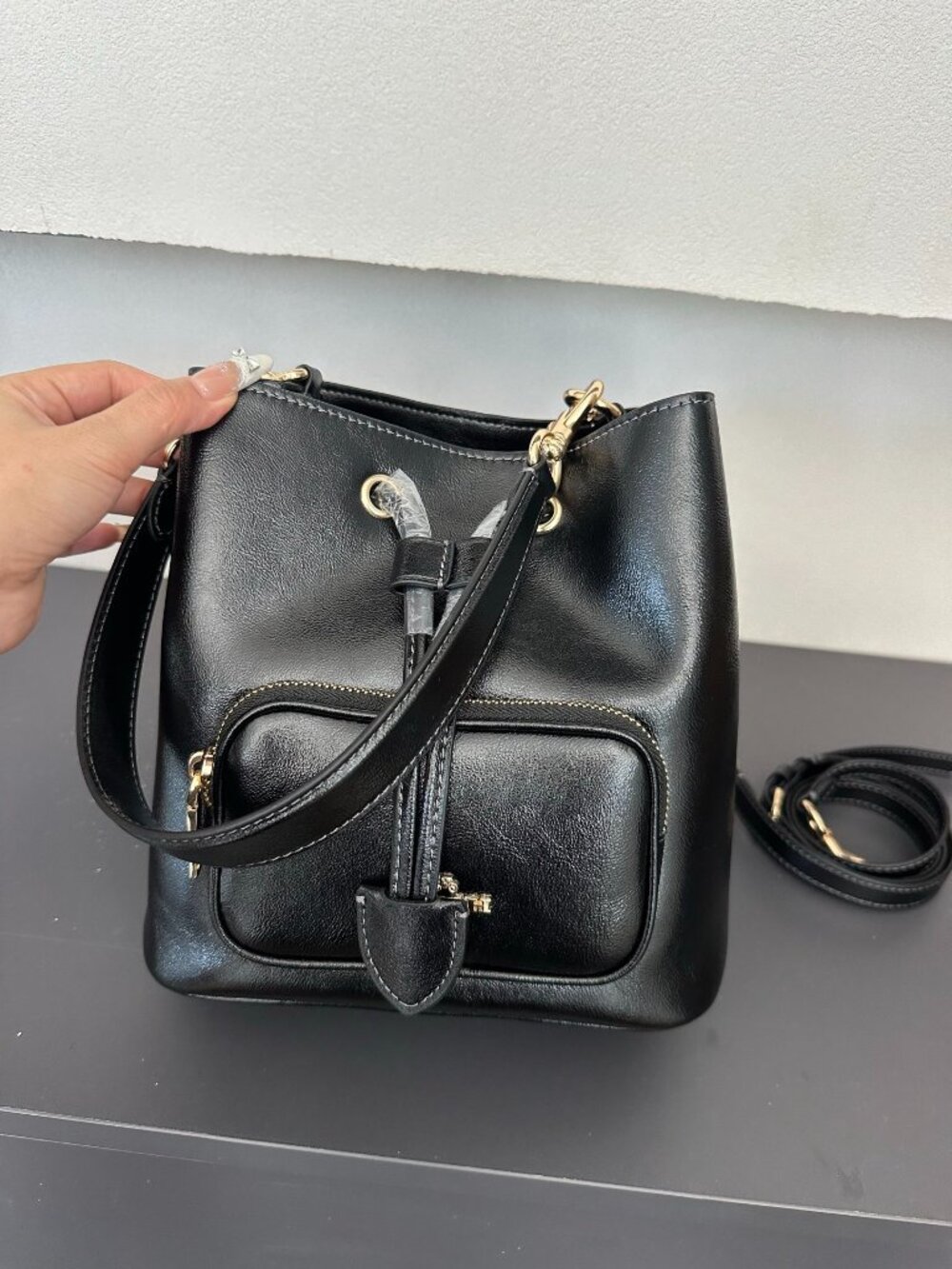 Coach Black Leather Bucket Bag, Detachable Shoulder Strap, New Without Tags - Picture 8 of 9